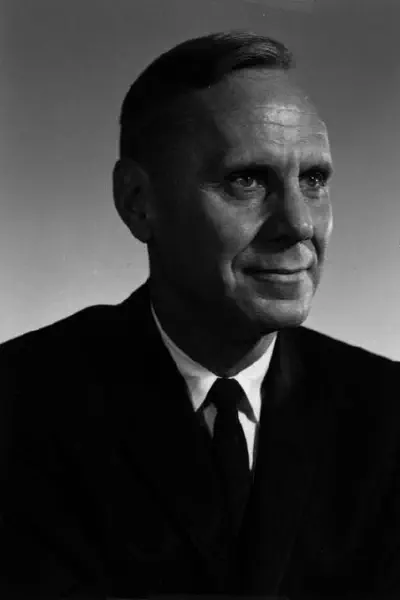 Portrait of Paul Ausborn Miller